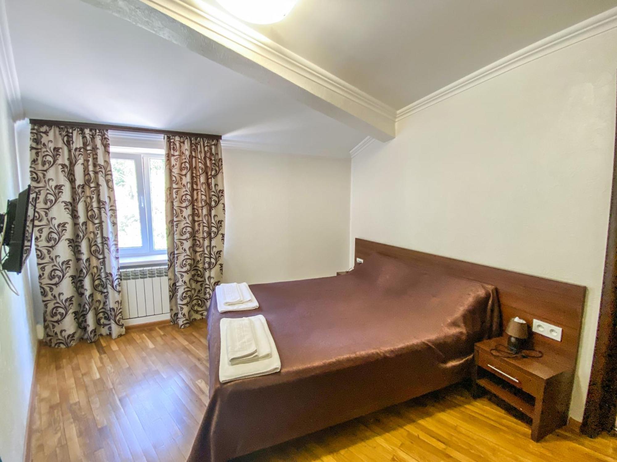 Shpinat Hotell Odessa Exteriör bild